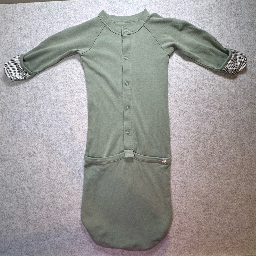 Goumi Green 24 Hour Convertible Gown Size 3-6M